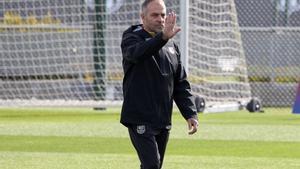 Hansi Flick, en el entrenamiento del sábado.