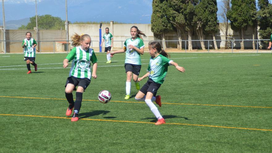 Bon ambient futbolístic en el Vila de Peralada