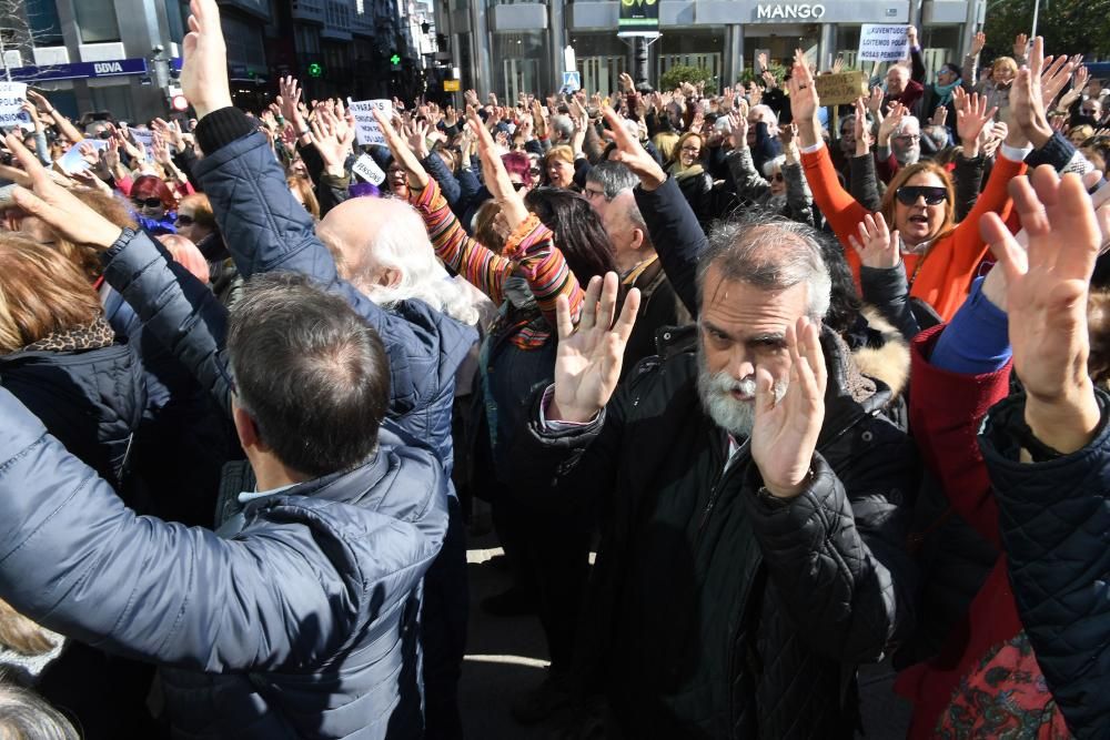 Jubilados de A Coruña exigen "pensiones dignas"