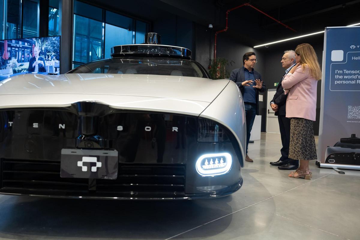 Tensor impulsa el futuro de la movilidad autónoma basada en IA desde DFactory Barcelona
