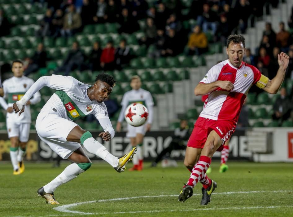 La derrota del Elche ante el Sabadell en imágenes