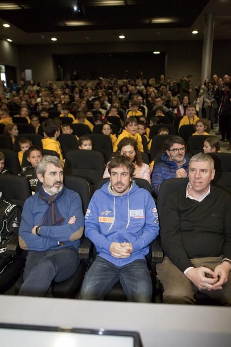 Fernando Alonso entrega los premios Reanult Kart