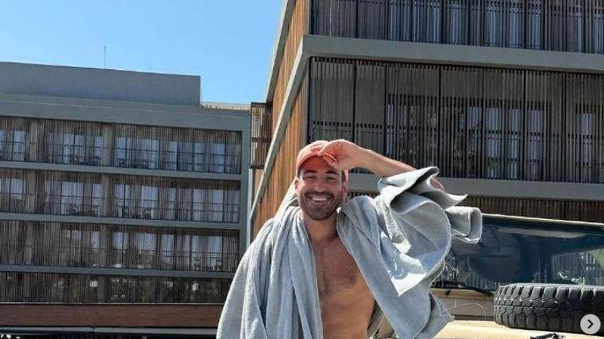 Miguel Ángel Silvestre vuelve a Ibiza: &quot;Con la persona que más quiero de mi vida&quot;