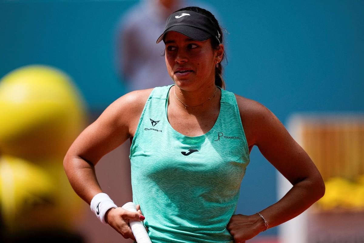 Jessica Bouzas of Spain plays against Diana Shnaider of Rusia during the Mutua Madrid Open 2026, ATP Masters 1000 and WTA 1000, at La Caja Magica on April 23, 2026 in Madrid, Spain. AFP7 23/04/2026 ONLY FOR USE IN SPAIN