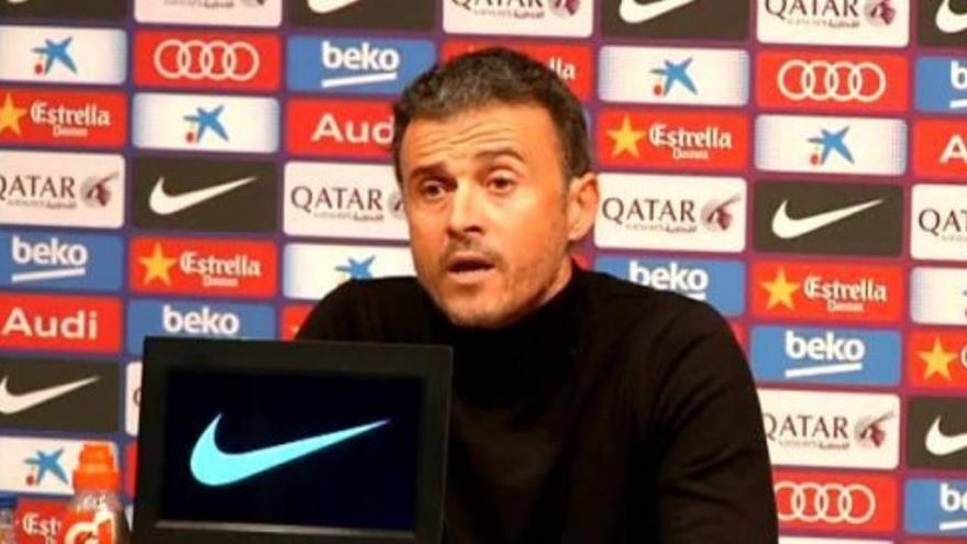 Luis Enrique explica porqué prefirió acabar con 10 y no sustituyó a Mathieu