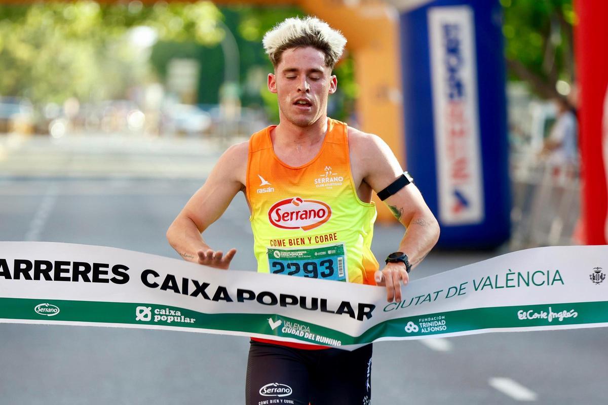 Germán Cister, del Serrano Club Atletismo, vencedor en la categoría masculina.