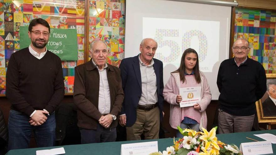 Asistentes a la presentación de los actos.