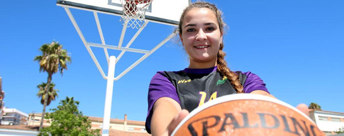 Yolanda Florido: De las canchas del IES Litoral al corazón de West Virginia
