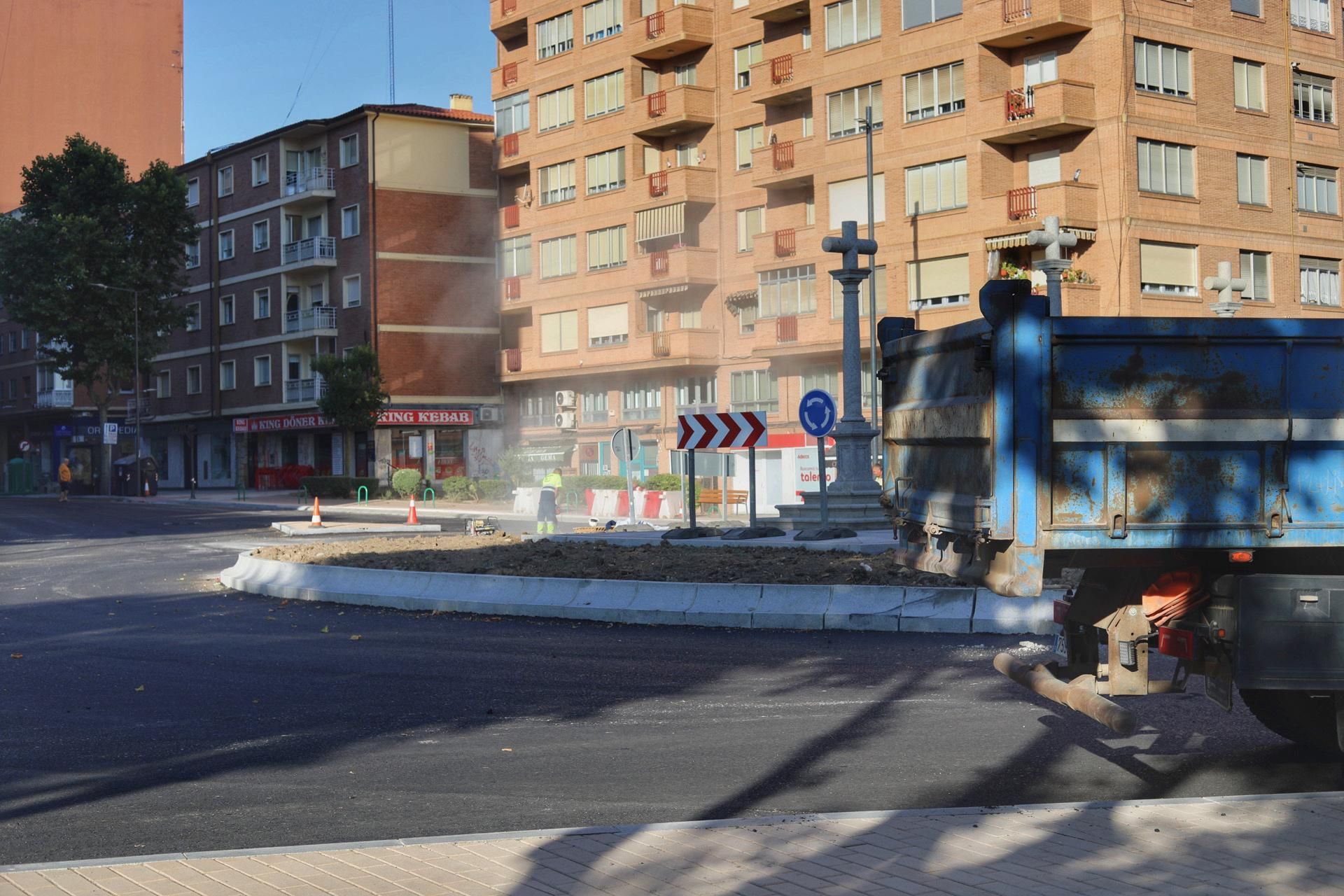 Obras de humanización. Tareas de Asfaltado.