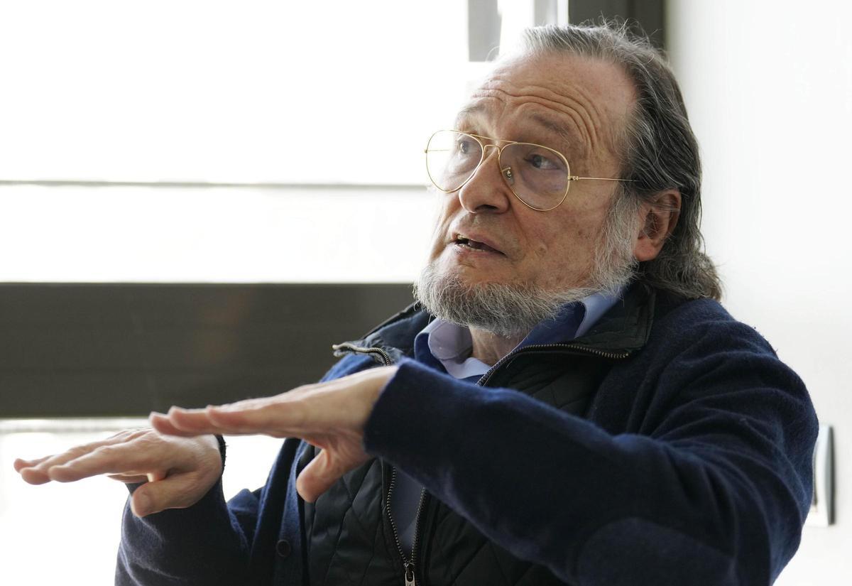 Santiago Niño Becerra critica la limitación del actual proyecto estatal para construir 94.000 viviendas
