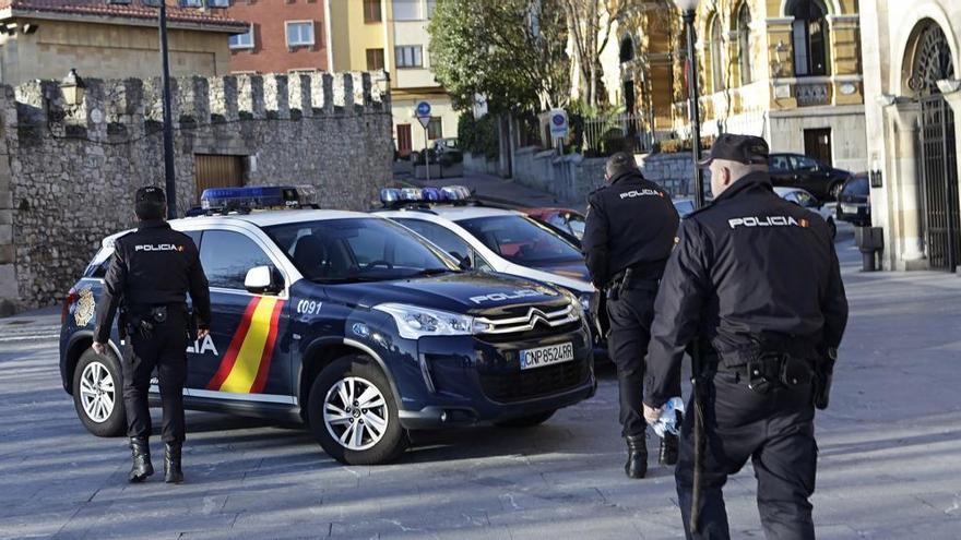 Así actuaba la banda que asaltaba a viandantes ebrios en Gijón