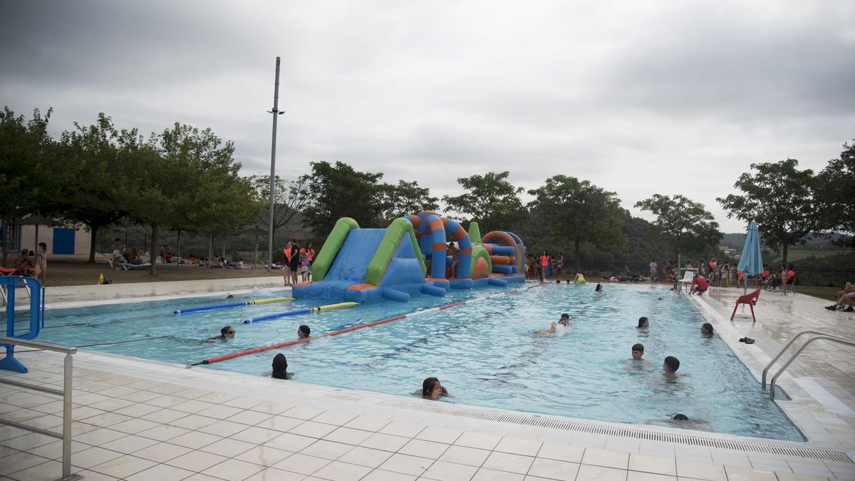 La piscina de Navàs, ahir