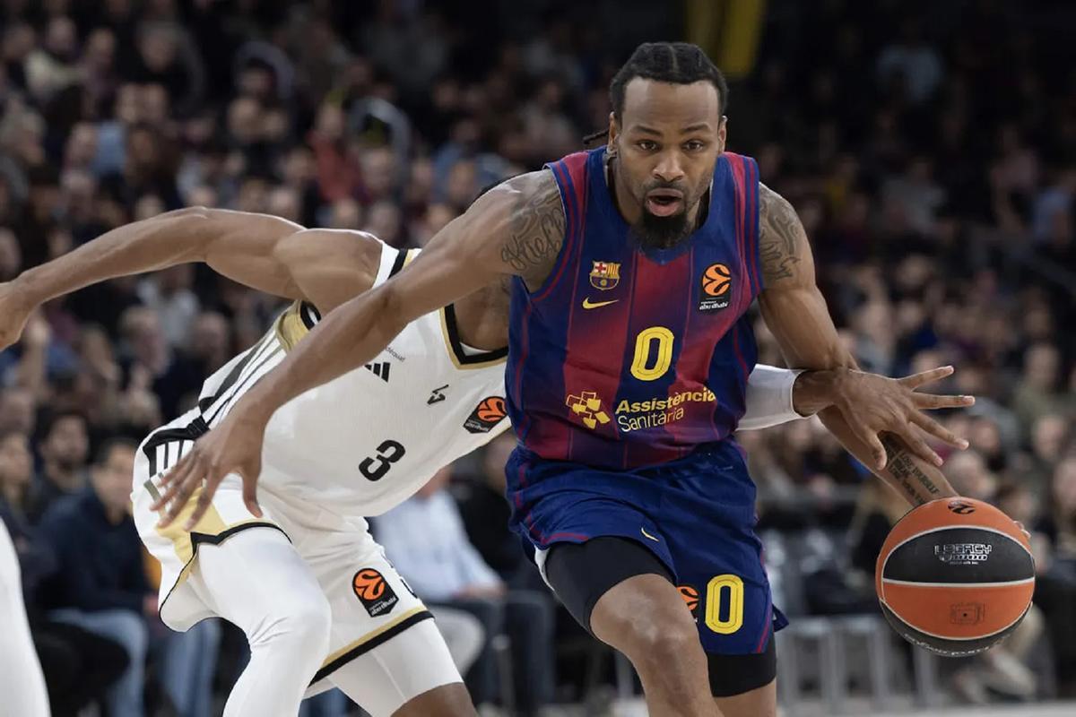 Kevin Punter disputa el balón en un partido del Barça de la Euroliga.
