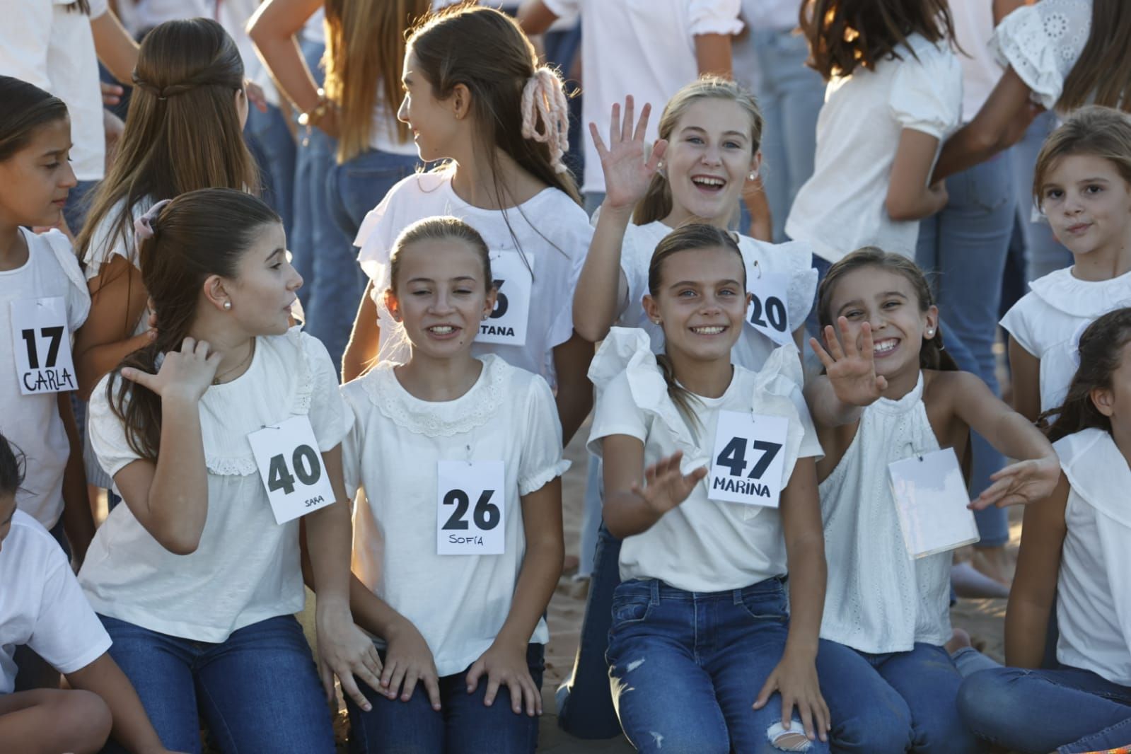 La fiesta playera de las candidatas a Fallera Mayor Infantil de València 2024