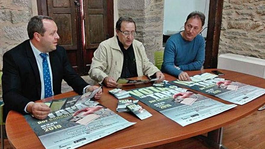 Delfín Pérez, Óscar Somoza y Manuel Santiago en la presentación de la VIII edición de &quot;Las Tapas por Sanabria&quot;.