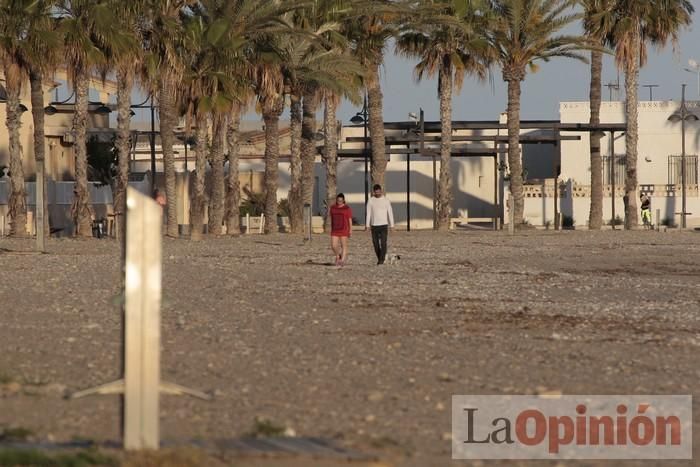 Primer día de paseos al aire libre en Mazarrón