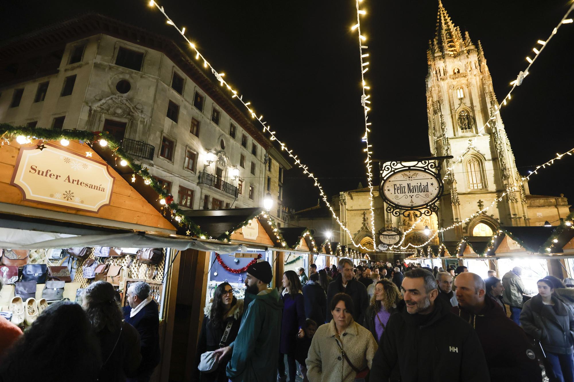 EN IMÁGENES: Ambiente navideño en Oviedo