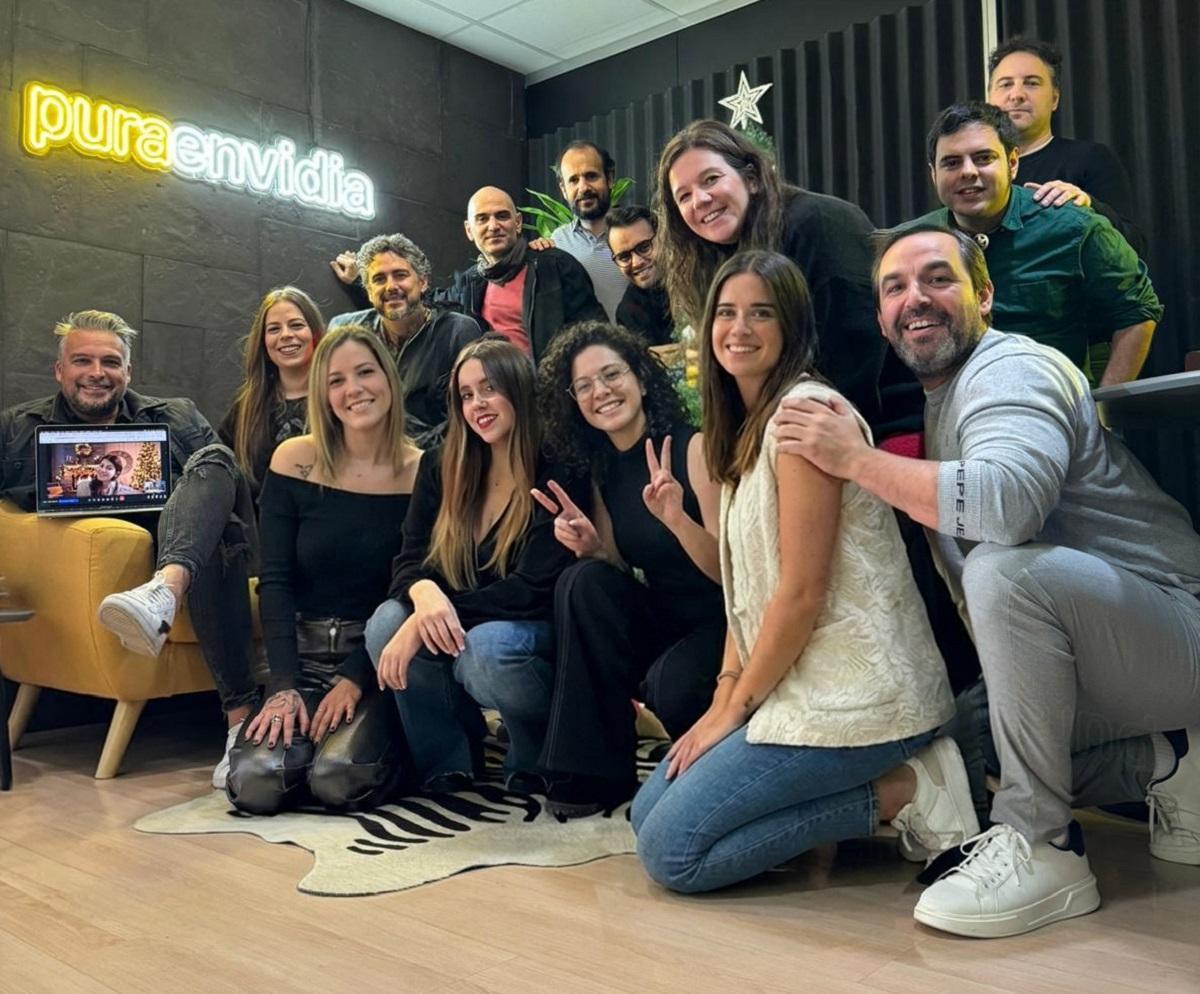 El equipo de trabajao de la agencia malagueña Pura Endivia, premiada por el CIT Marbella y por Andalucía Nexus.