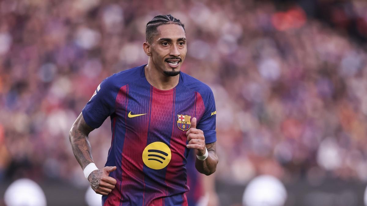 El cohete de Raphinha que da el tercer gol del Barça