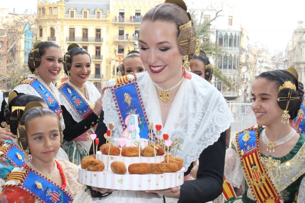 Fallas 2019 - Palco 6 de marzo. Tarta de croquetas para Paula