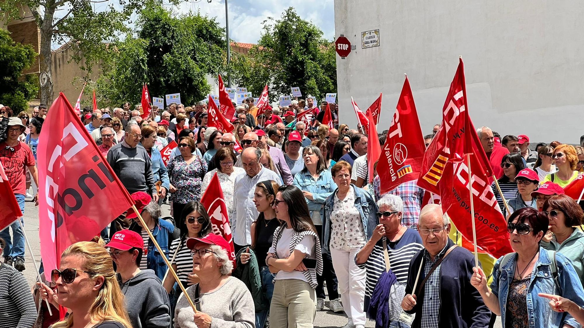 Galería de fotos: 2.000 personas claman por una solución ante el inminente cierre de Marie Claire