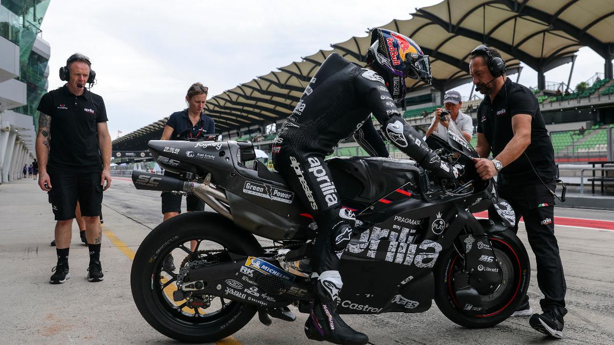 Jorge Martín sufrió una aparatosa caída en la curva dos del trazado de Sepang
