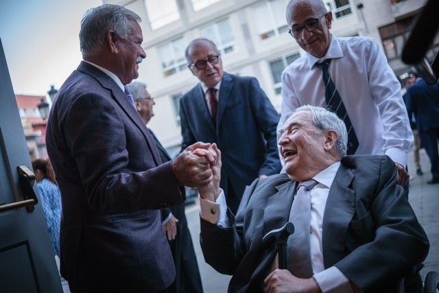 Acto institucional del Día de Canarias en el Teatro Guimerá