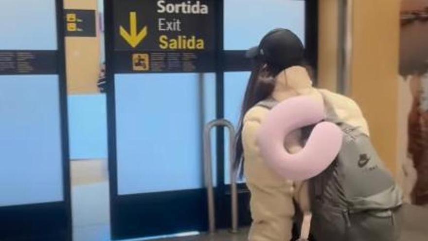 "Casi 1.400 euros nada más llegar": una trabajadora revela el coste de mudarse de Madrid a Ibiza para la temporada