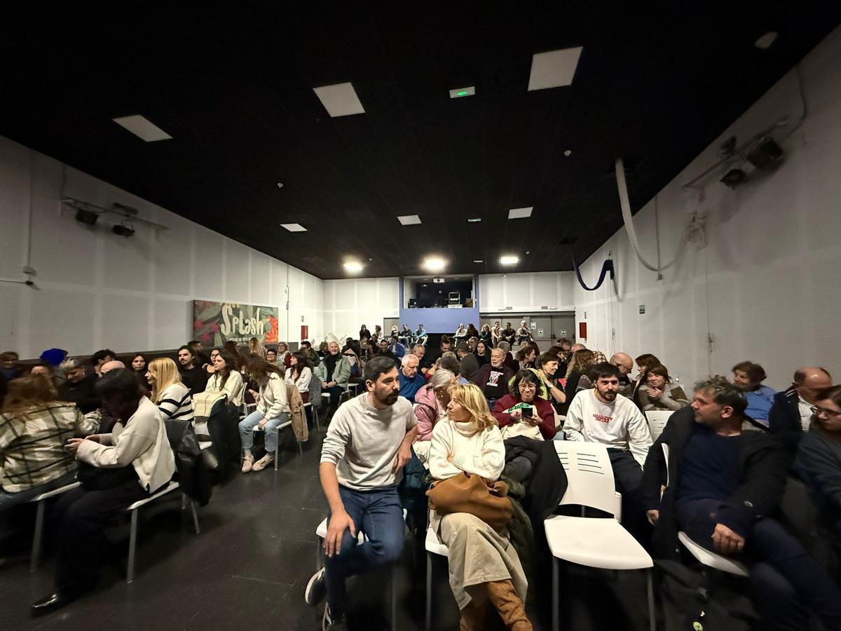 Asistentes a la representación.