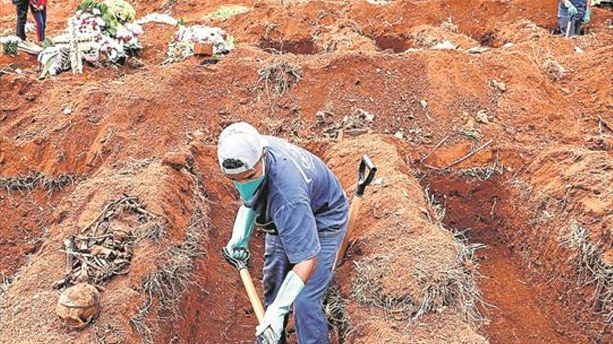 Brasil eleva a 50.000 los muertos por covid y a un millón los casos