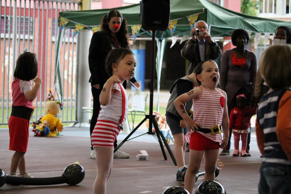 Un circo en el colegio Laviada