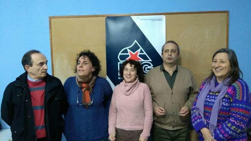 Miembros del nuevo consello local del BNG gondomareño.