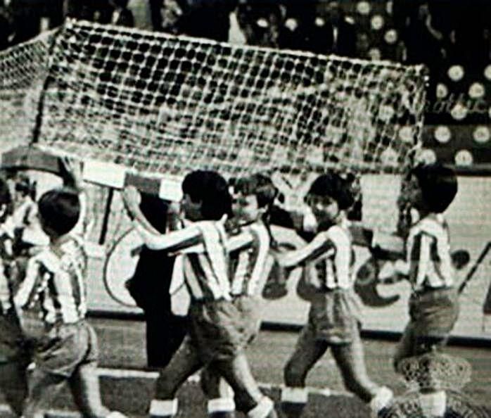 Andrés (segundo por la derecha) en el trofeo Conde de Fenosa de 1974. | // RCD