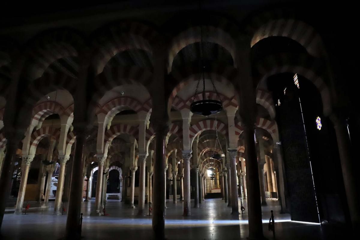 La Mezquita-Catedral en su último día de reposo