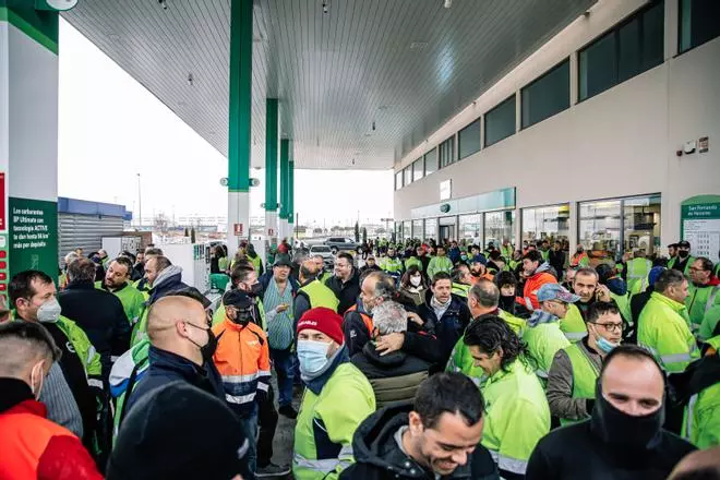 Los autónomos exigen medidas urgentes para centenares de miles de afectados más allá del transporte