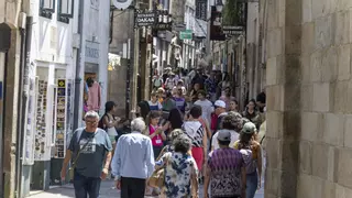 Aviso naranja por calor en Galicia: Ourense y Lugo rozarán los 40 °C, Santiago los 32 °C