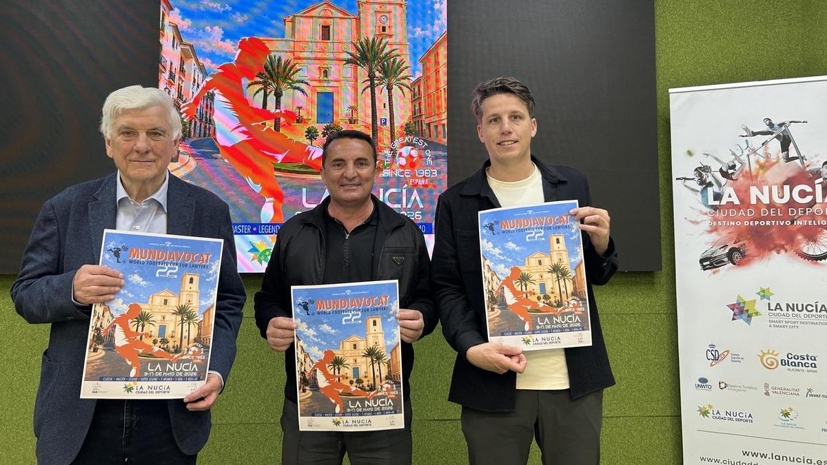 Vincent Pinatel, fundador de Mundiavocat, Thibault Pagnier, director del torneo y Bernabé Cano, alcalde de La Nucía.
