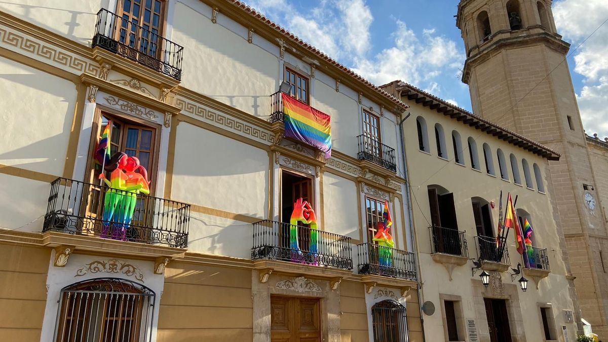 La Costera, la Vall d'Albaida y la Canal de Navarrés se vuelcan con los actos del Orgullo