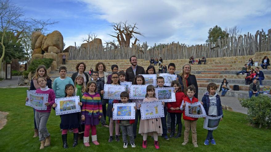 Entrega de premios a la ganadora y finalistas del Concurso de Dibujo del pase B! infantil 2016