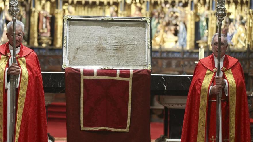 Bendición del Santo Sudario