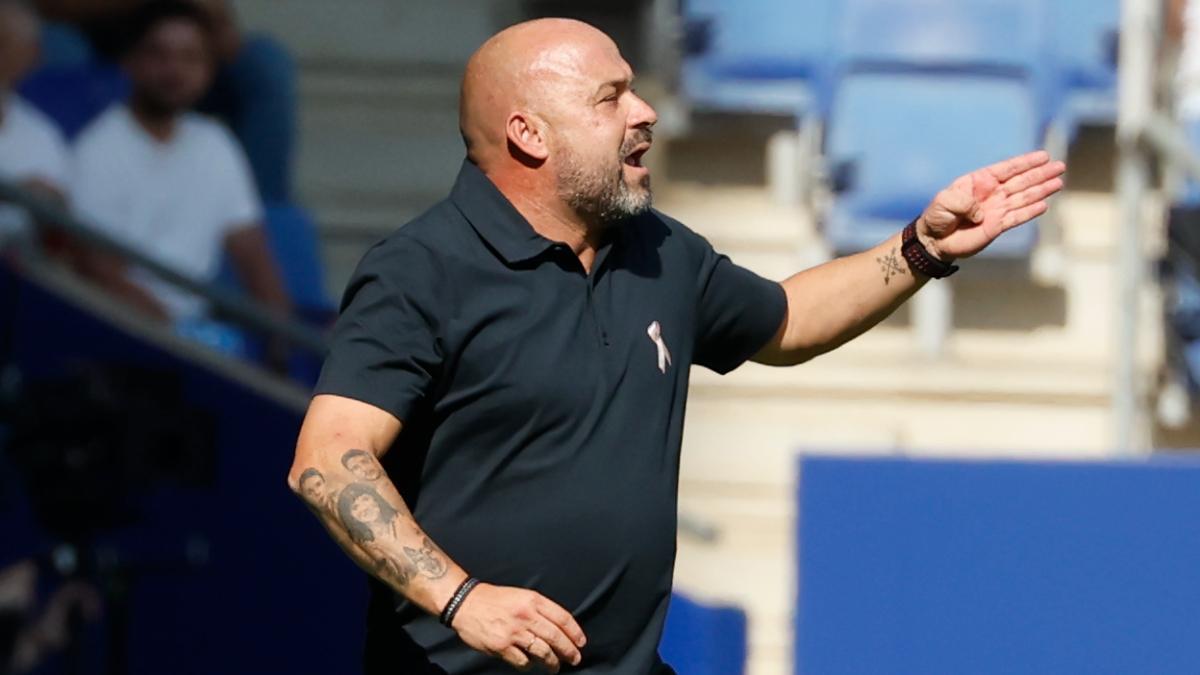 Manolo González, entrenador del Espanyol, en el partido ante el Atlético de Madrid