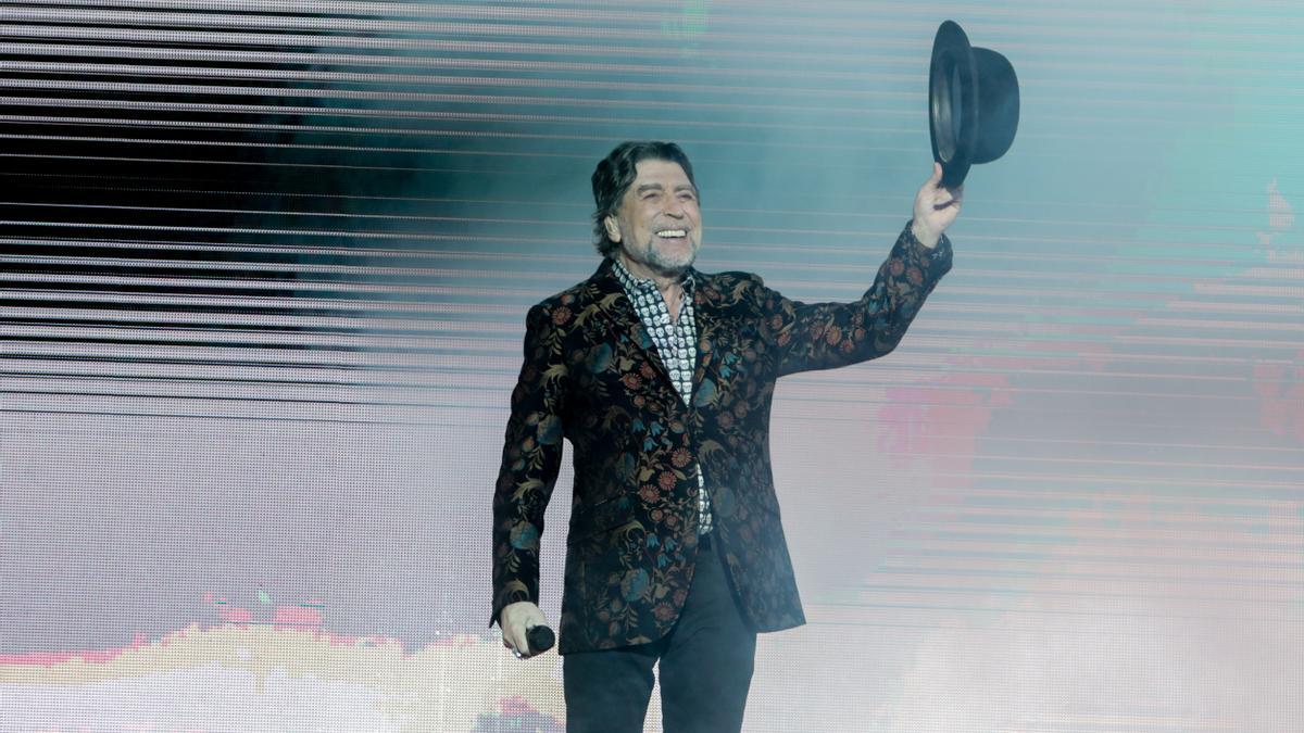 Joaquín Sabina, durante un concierto, en una imagen de archivo.