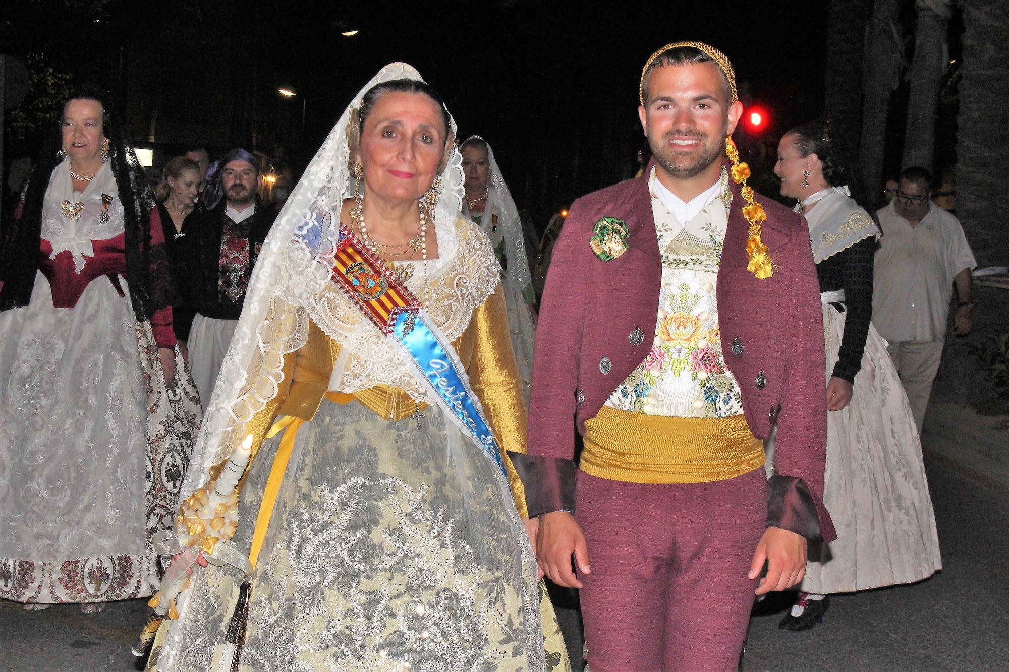 Carmen, Nerea, las cortes y las fallas de Zaidía acompañan al Cristo de la Fe