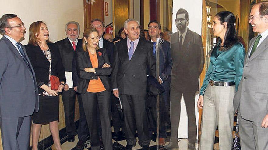 El Parlamento gallego muestra sus orígenes en una exposición en el Senado