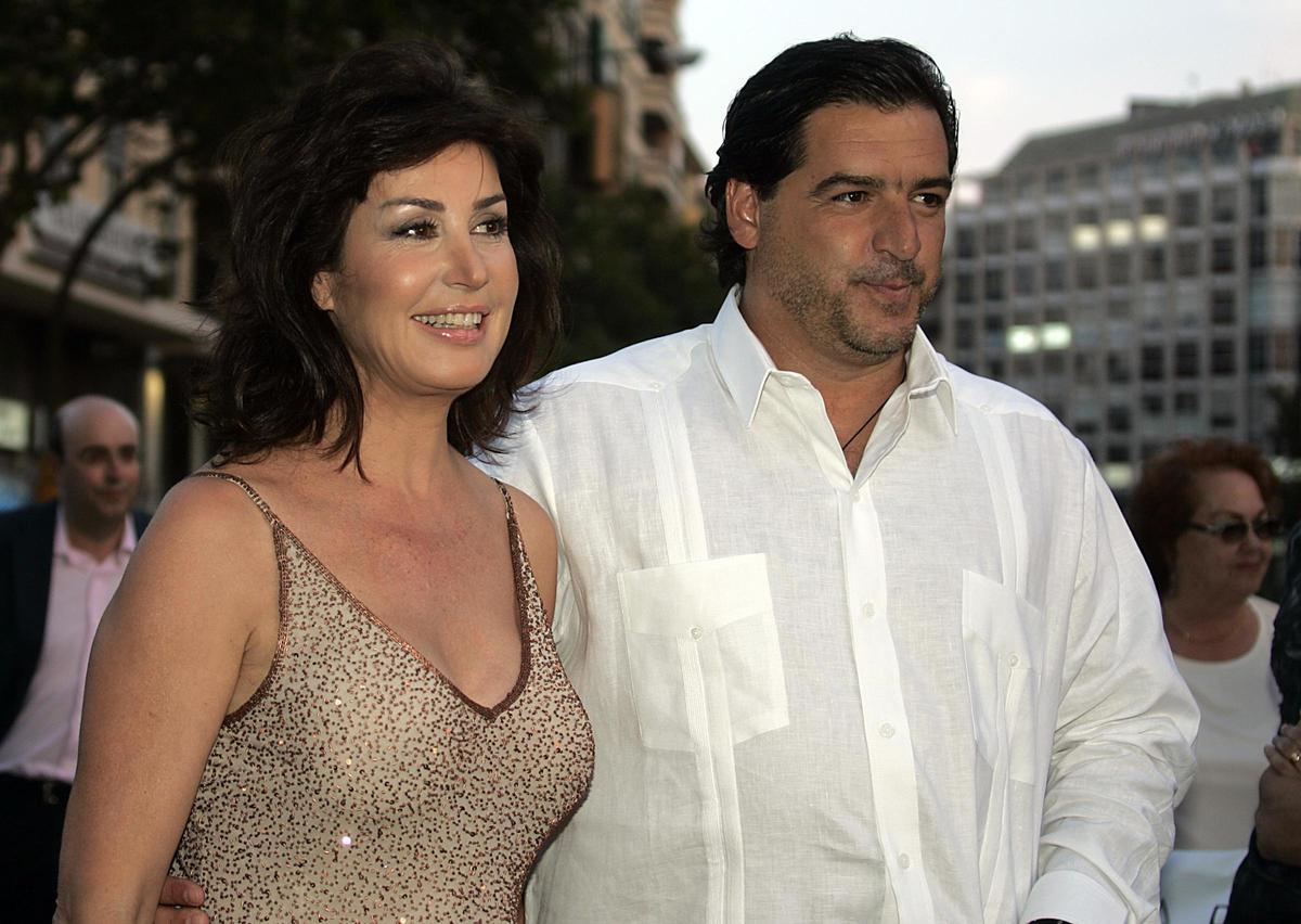 Carmen Martinez-Bordiú y Jose Campos, poco después de casarse en 2006.