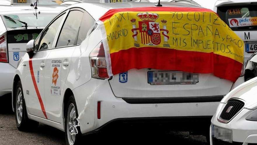 Concentración de taxistas madrileños en Ifema.