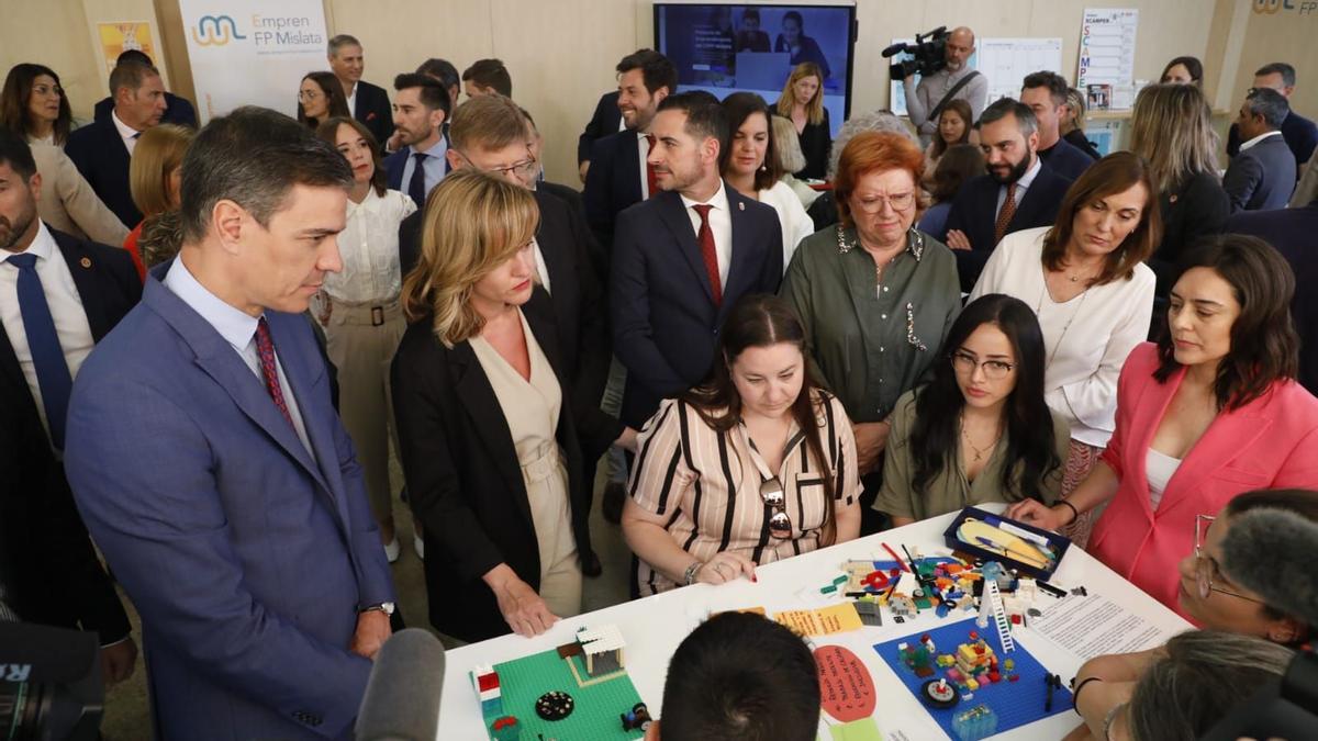 Sánchez visita el Centro de Formación Profesional de Mislata, Valencia