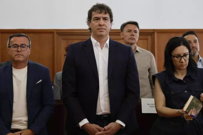 El juicio al hermano de Pedro Sánchez en Badajoz se reanuda hoy con la resolución de las cuestiones previas