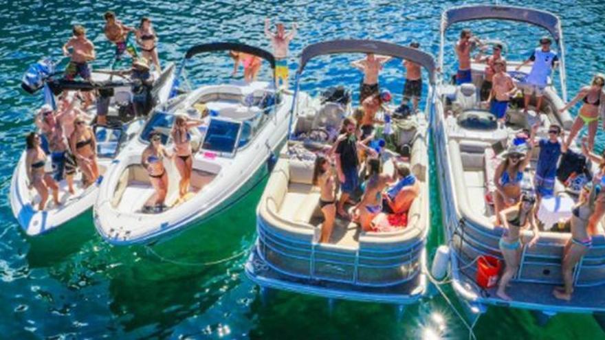 Las fiestas en barco en el Mar Menor se producen en zonas protegidas y sin vigilancia.
