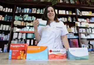 Tres farmacias vigilan los picos de gripe y covid en la zona